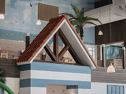 Modern Lodge With Combi-microwave, Beach at 500 m