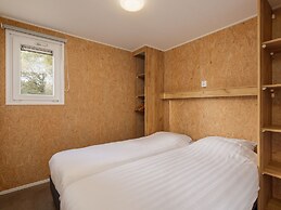 Modern Chalet With Dishwasher, Near the Hunebedcentrum