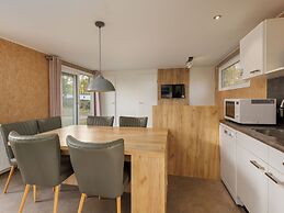 Modern Chalet With Dishwasher, Near the Hunebedcentrum