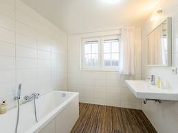 Luxurious Detached Villa With 3 Bathrooms, in De Maasduinen