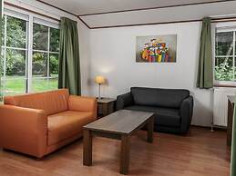Cosy Chalet With Combi-microwave, Next to a Nature Reserve