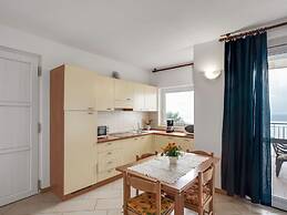 Belvilla by OYO Vercana Trilo 6 pax