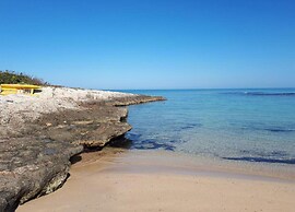 Comfy Apartment with Balcony near Puglia Beach