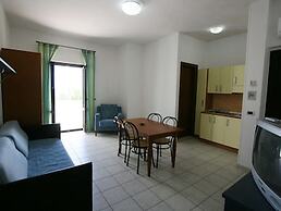 Comfy Apartment with Balcony near Puglia Beach