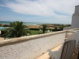 Comfy Apartment with Balcony near Puglia Beach