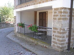 Belvilla by OYO Farmhouse With Private Pool