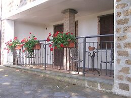 Belvilla by OYO Farmhouse With Private Pool