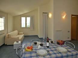 Villa with Salt Water & Heated Pool & Hot Tub near sea