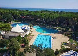 Belvilla by OYO Baia Domizia Villaggio Camping C3