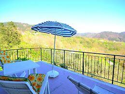 Belvilla by OYO Spacious Home With Lovely Terrace