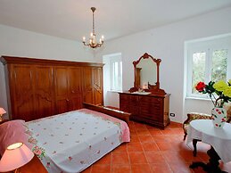 Belvilla by OYO Spacious Home With Lovely Terrace