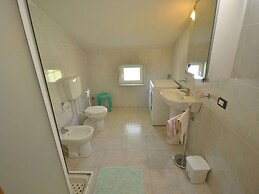 Belvilla by OYO Spacious Home With Lovely Terrace