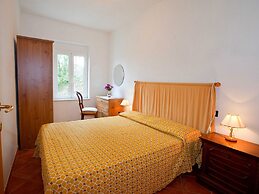 Belvilla by OYO Spacious Home With Lovely Terrace