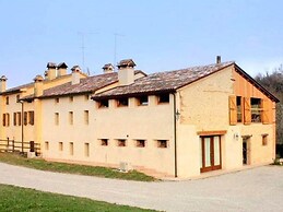 Homely Farmhouse in Pagnano Italy near Forest