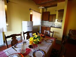 Belvilla by OYO Tarugi