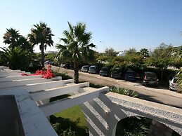 Cozy Apartment with Balcony near Puglia Beach