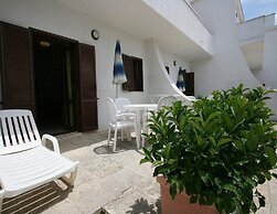 Cozy Apartment with Balcony near Puglia Beach