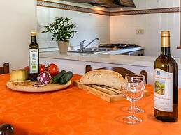 Belvilla by OYO Villa Fiorentino