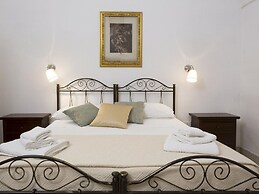 Belvilla by OYO La Corte