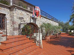 Belvilla by OYO Soiano Bilo