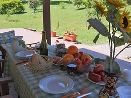 Belvilla by OYO Eolo