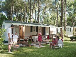 Belvilla by OYO Baia Domizia Villaggio Camping D2