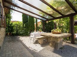 Holiday Home in Cortona With Pool