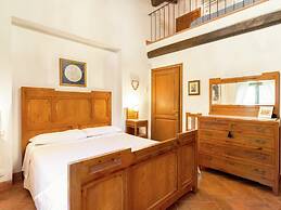 Holiday Home in Cortona With Pool