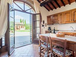 Holiday Home in Cortona With Pool