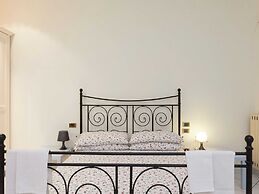 Cozy Holiday Home in Trecase With Balcony - Casa per Ferie