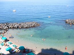 Cozy Holiday Home in Trecase With Balcony - Casa per Ferie