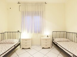 Cozy Holiday Home in Trecase With Balcony - Casa per Ferie