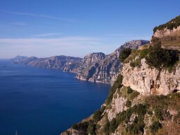 Cozy Holiday Home in Trecase With Balcony - Casa per Ferie