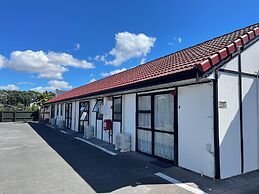Summer Inn Motel