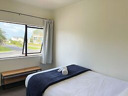 Summer Inn Motel