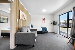 Summer Inn Motel