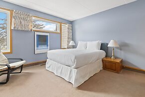 Chateau Ridge Chalets