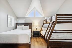 Chateau Ridge Chalets