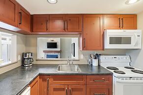 Wintergreen Condos