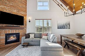 Historic Snowbridge Townhomes