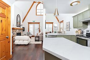 Historic Snowbridge Townhomes
