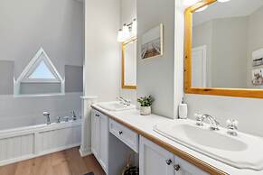 Historic Snowbridge Townhomes