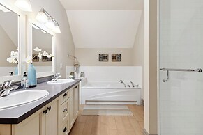 Historic Snowbridge Townhomes