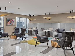 Novotel Suites Manila at Acqua