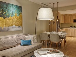 Novotel Suites Manila at Acqua