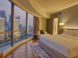 Novotel Suites Manila at Acqua