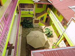 Seasons Hotel & Lodge