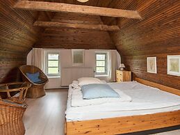 15 Person Holiday Home in Hundslund-by Traum