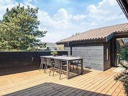 10 Person Holiday Home in Blavand