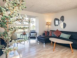 10 Person Holiday Home in Blavand